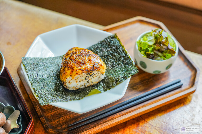 台南昭和復古老宅咖啡廳!「島鹿·喫茶」必吃招牌布丁與炙燒明太子飯糰。 台南昭和復古老宅咖啡廳!「島鹿·喫茶」必吃招牌布丁與炙燒明太子飯糰。