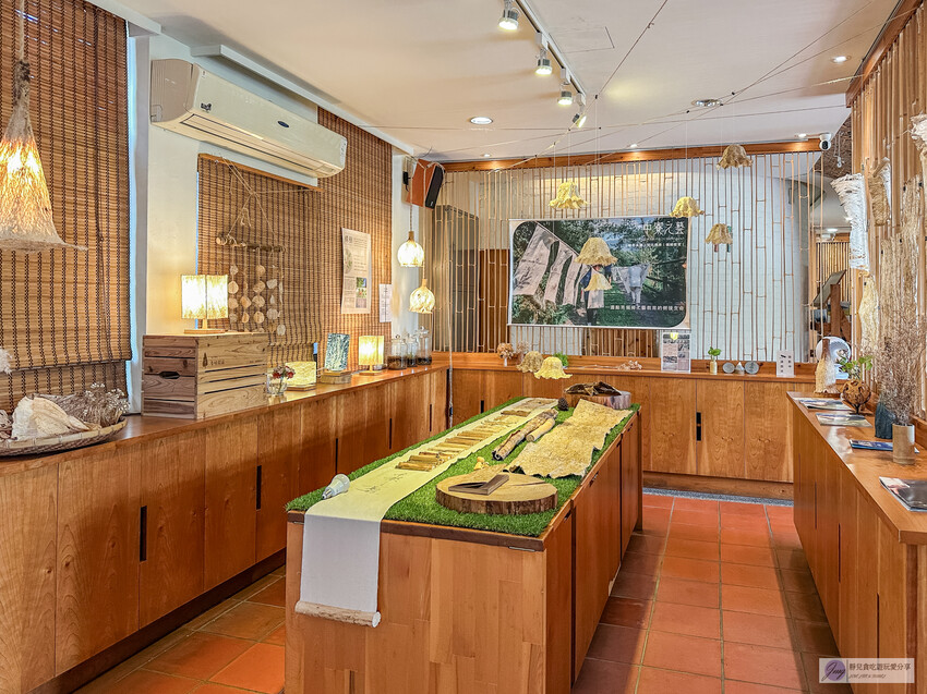 「竹青庭人文空間」隱藏客運裡的餐廳！全台最美竹編造型客運站 在地竹山特色料理。