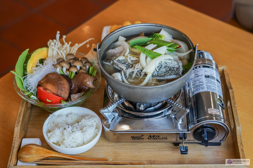 「竹青庭人文空間」隱藏客運裡的餐廳！全台最美竹編造型客運站 在地竹山特色料理。