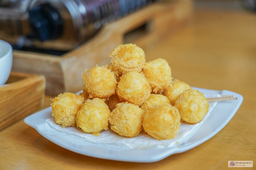 「竹青庭人文空間」隱藏客運裡的餐廳！全台最美竹編造型客運站 在地竹山特色料理。