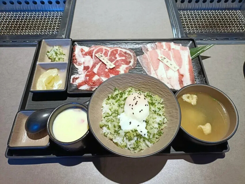 桃園燒肉推薦！「％滋燒肉」套餐選擇豐富，一人也能爽嗑燒肉。