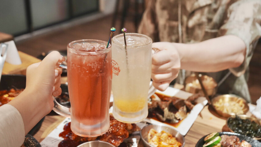 台北市大安區[台北美食] 聚聚韓式原塊烤肉｜隱藏在二樓的道地韓式料理！醬蟹、炸雞、煎餅一次滿足！