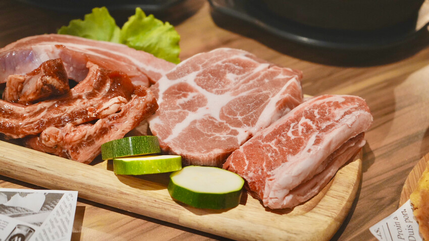 台北市大安區[台北美食] 聚聚韓式原塊烤肉｜隱藏在二樓的道地韓式料理！醬蟹、炸雞、煎餅一次滿足！