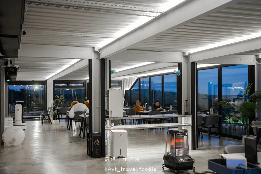 桃園龍潭夜景餐廳_見山景觀咖啡餐廳，低消100元坐擁美麗夕陽