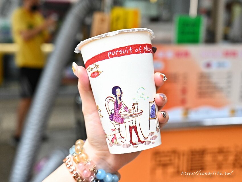 常嚐幸福肉排飯糰｜台中巨無霸飯糰再一間！配料塞爆，吃完一顆飽兩餐 - 糖糖's 享食生活