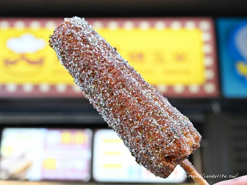 炳叔烤玉米｜台中必吃烤玉米推薦！六種口味任你選，在一中商圈也吃得到人氣烤玉米 - 糖糖's 享食生活