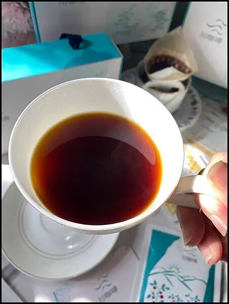 【台灣咖啡年節禮盒推薦/新年伴手禮推薦】如川流般，匯聚台灣精