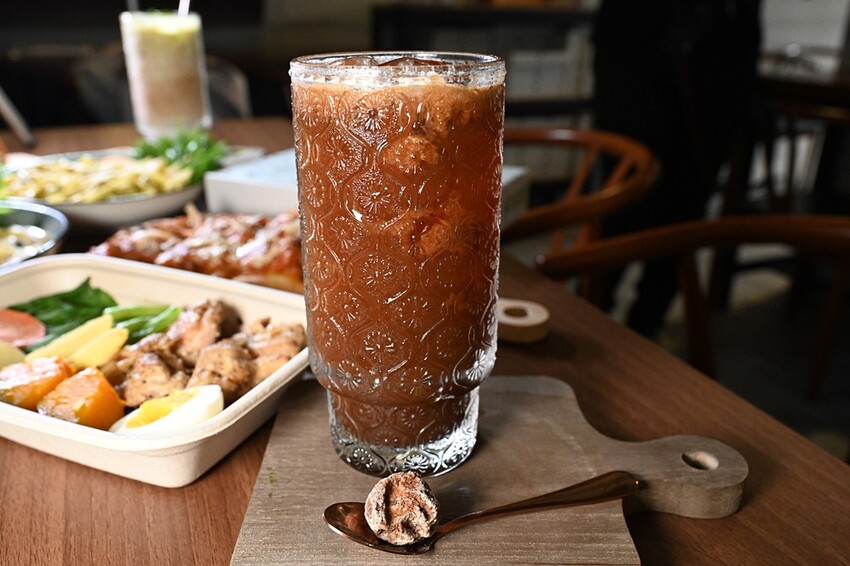 高雄美食。SYDNEY Café 雪梨咖啡 澳洲小拿鐵、義大利麵、批薩、薄餅 平價消費免服務費! - 快樂的過每一天