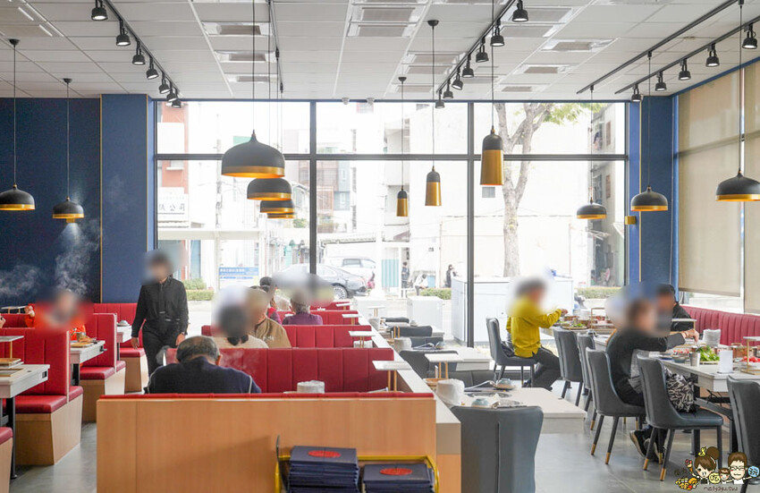 飄香超過一甲子 汕頭泉成沙茶潮鍋 高雄鐵道園區店,高雄人熟悉的汕頭扁魚鍋、澄清路美食、鄰近文山特區鍋物推薦 - 跟著尼力吃喝玩樂&親子生活