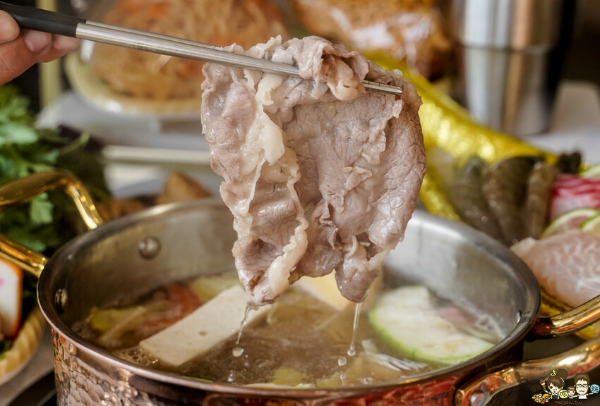 飄香超過一甲子 汕頭泉成沙茶潮鍋 高雄鐵道園區店,高雄人熟悉的汕頭扁魚鍋、澄清路美食、鄰近文山特區鍋物推薦 - 跟著尼力吃喝玩樂&親子生活