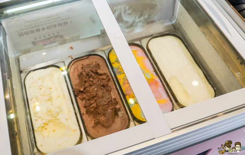 飄香超過一甲子 汕頭泉成沙茶潮鍋 高雄鐵道園區店,高雄人熟悉的汕頭扁魚鍋、澄清路美食、鄰近文山特區鍋物推薦 - 跟著尼力吃喝玩樂&親子生活