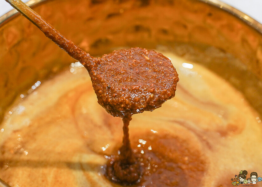 飄香超過一甲子 汕頭泉成沙茶潮鍋 高雄鐵道園區店,高雄人熟悉的汕頭扁魚鍋、澄清路美食、鄰近文山特區鍋物推薦 - 跟著尼力吃喝玩樂&親子生活