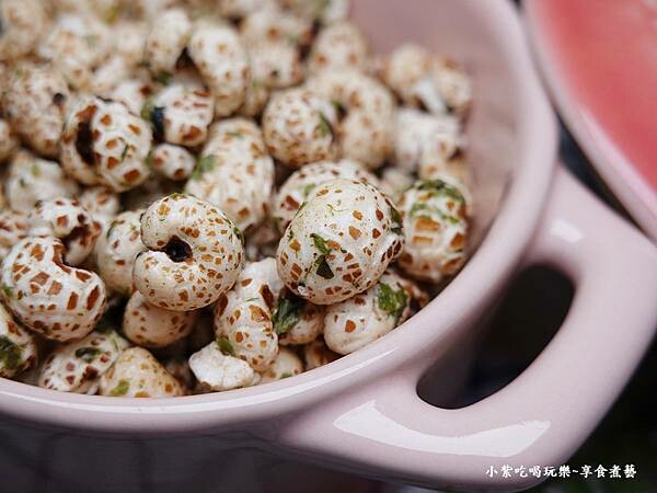 蹦穀物海苔薏米花 (1).jpg