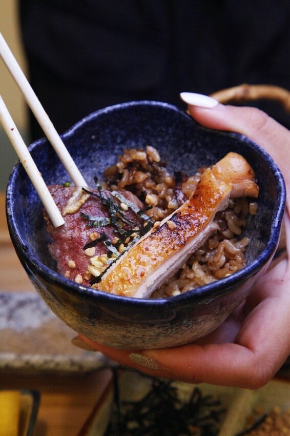 《台南美食》台南三井店晚餐推薦|極上釜飯三吃|Mochi