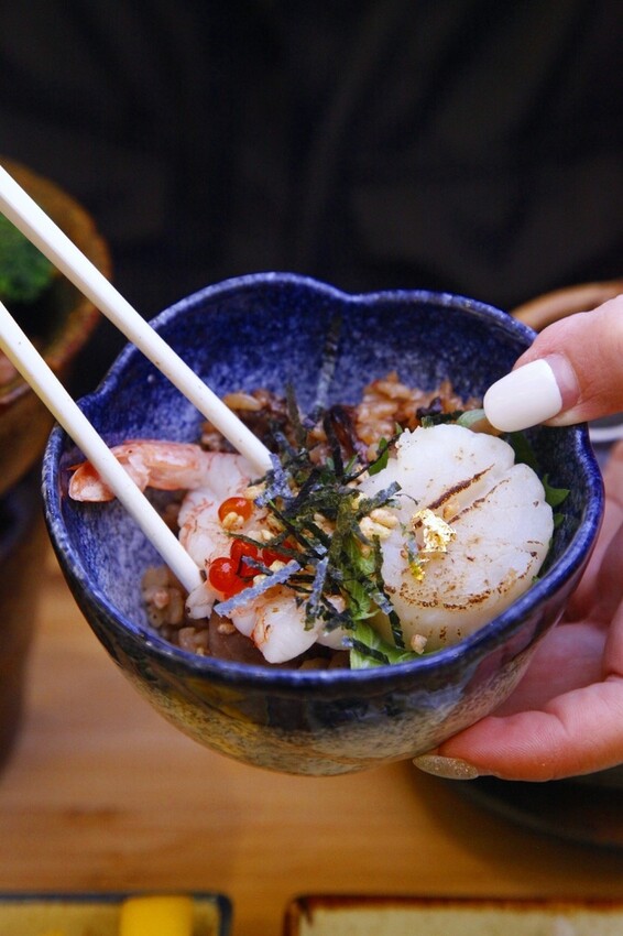 《台南美食》台南三井店晚餐推薦|極上釜飯三吃|Mochi