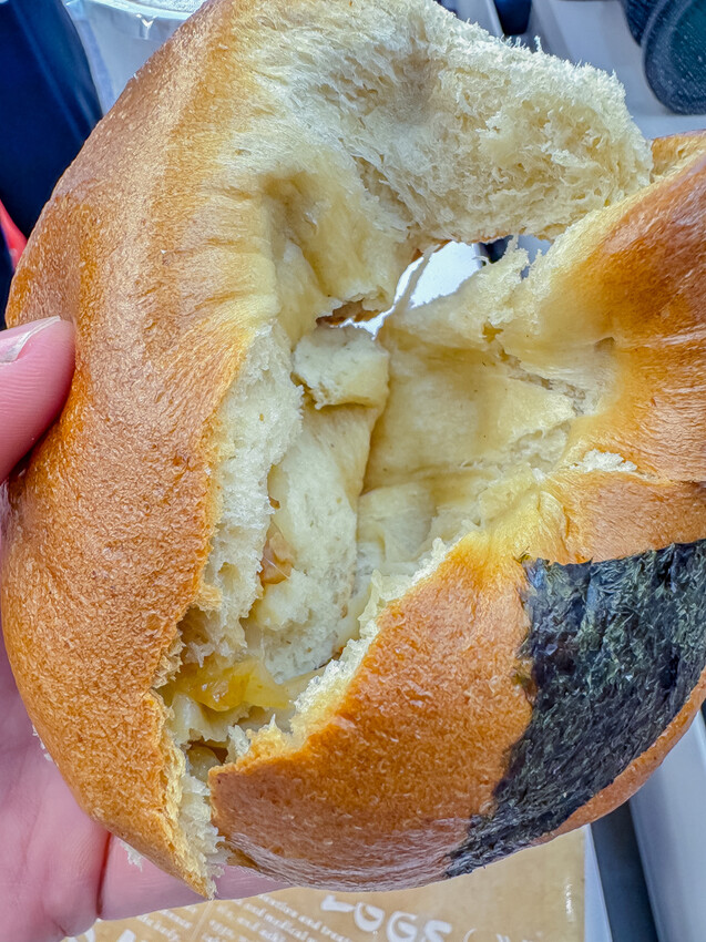 韓國「아아」冰美式風潮！高雄阿啊咖啡輕美式 特色貝果菜單一次看。