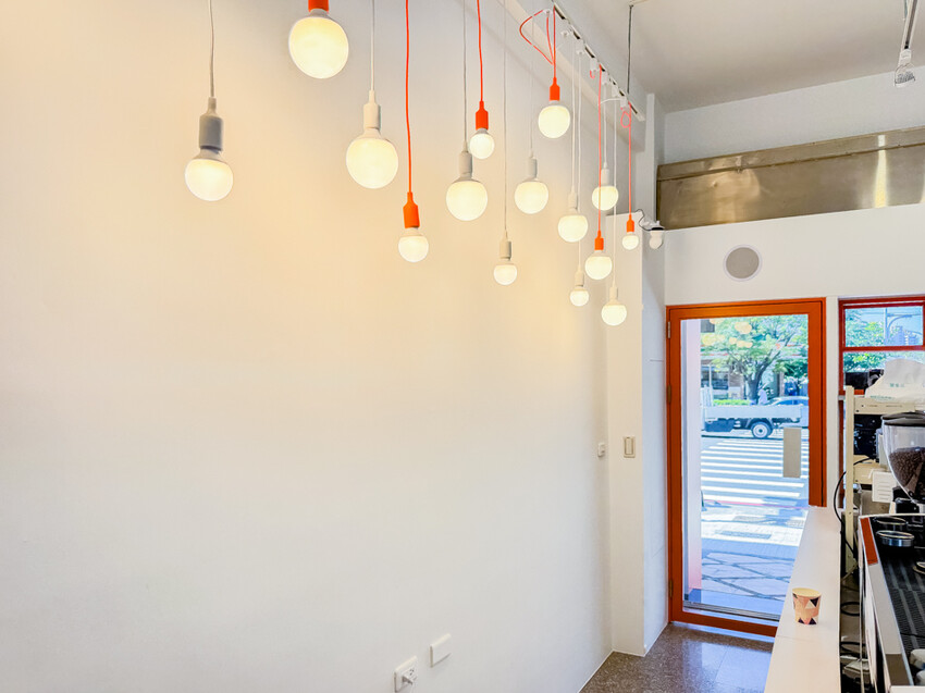 韓國「아아」冰美式風潮！高雄阿啊咖啡輕美式 特色貝果菜單一次看。