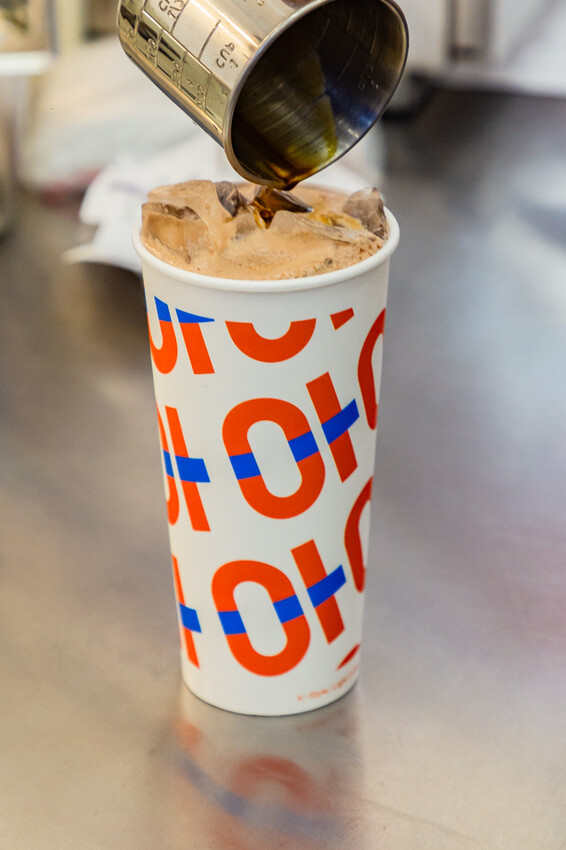 韓國「아아」冰美式風潮！高雄阿啊咖啡輕美式 特色貝果菜單一次看。