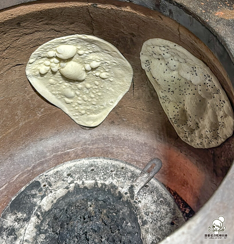 高雄美術館最強的 都瓦哩印度廚房酒館旗艦店，全部都是印度籍主廚現點製作、道地印度餐點、連印度人都大讚 - 跟著尼力吃喝玩樂＆親子生活