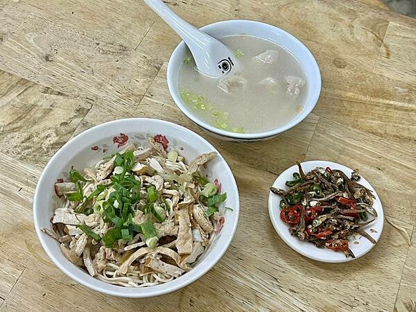 （小南門美食）樺林乾麵～獨創吃法乾麵＋干絲！加入調味5寶更好