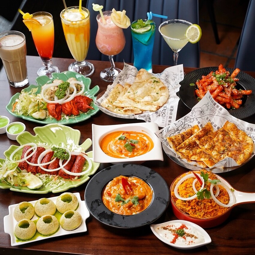 新竹小有名氣的「活力印度餐廳 HOLI Indian Restaurant」 插旗台中啦!老闆、廚師都是印度人,香料烤餅配上奶油雞肉咖哩,真的超級好吃!餐點選擇非常多元~ - 阿華田的美食日記