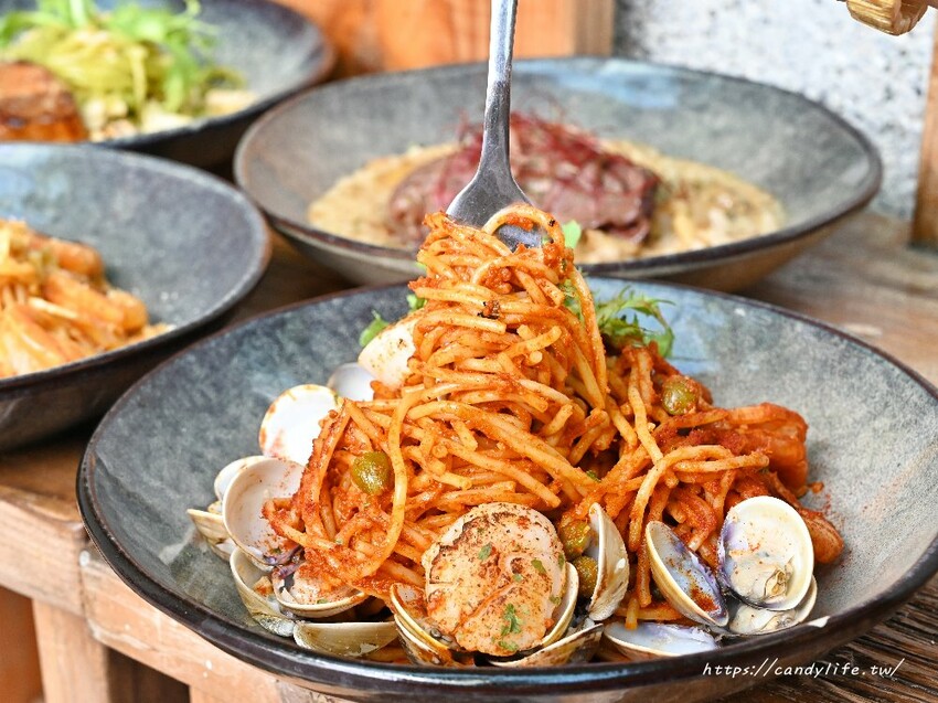 山終小鄰｜隱身在巷弄中靜謐義大利麵，份量精緻，七種醬料自由搭配 - 糖糖's 享食生活