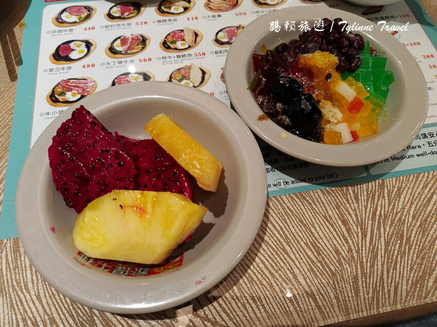 新北市三重區【新北美食】家堤牛排館 三重店,自助吧吃到飽 | 超嫩多汁原肉牛排 | 多樣熱食麻辣燙無限供應 | 三重家庭美食推薦