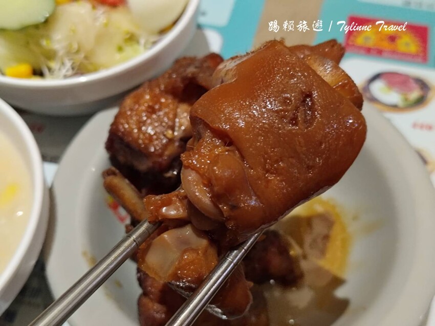 新北市三重區【新北美食】家堤牛排館 三重店,自助吧吃到飽 | 超嫩多汁原肉牛排 | 多樣熱食麻辣燙無限供應 | 三重家庭美食推薦