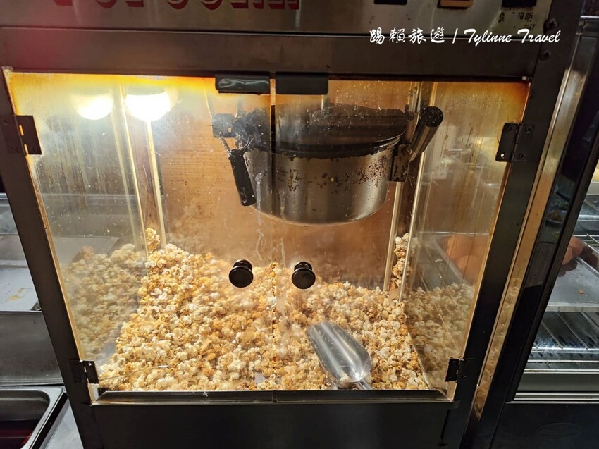 新北市三重區【新北美食】家堤牛排館 三重店,自助吧吃到飽 | 超嫩多汁原肉牛排 | 多樣熱食麻辣燙無限供應 | 三重家庭美食推薦