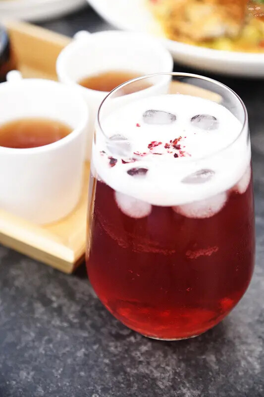 大隱隱於市，Shiro皙酪，位於昇平街上，鄰近向上市場、勤美