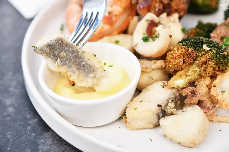 大隱隱於市，Shiro皙酪，位於昇平街上，鄰近向上市場、勤美