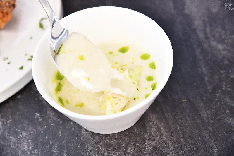 大隱隱於市，Shiro皙酪，位於昇平街上，鄰近向上市場、勤美