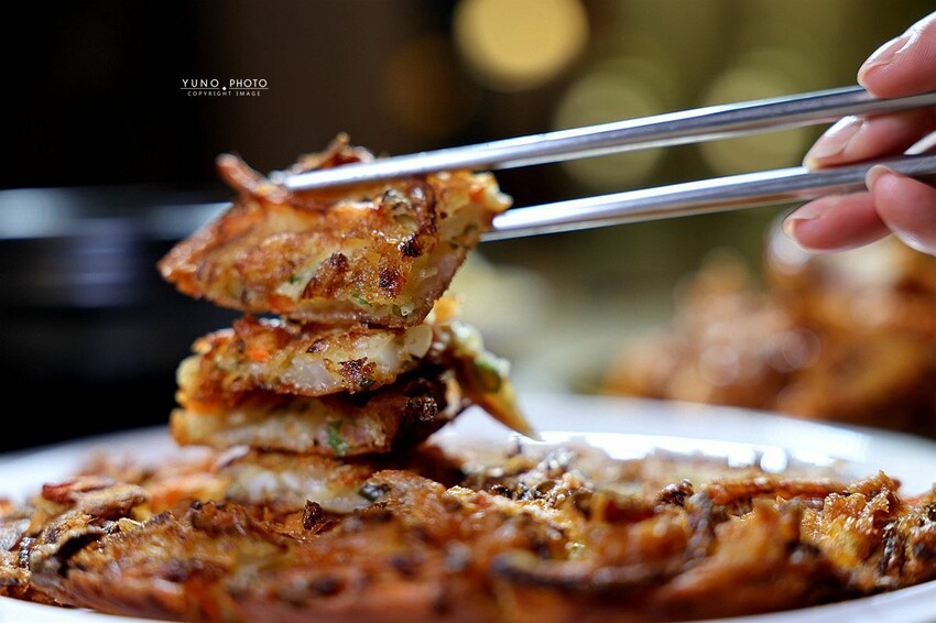 滋滋作響韓式烤肉，台中吃到飽推薦超澎湃，夢幻熱氣球韓式烤肉。