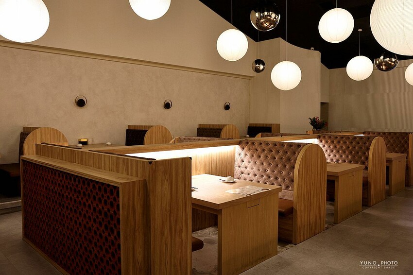 滋滋作響韓式烤肉，台中吃到飽推薦超澎湃，夢幻熱氣球韓式烤肉。