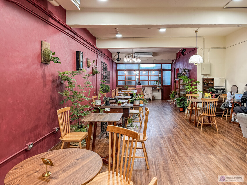 隱身台北大安區老宅！微蜜Jolie二店開幕，復古文青風咖啡廳不限時。