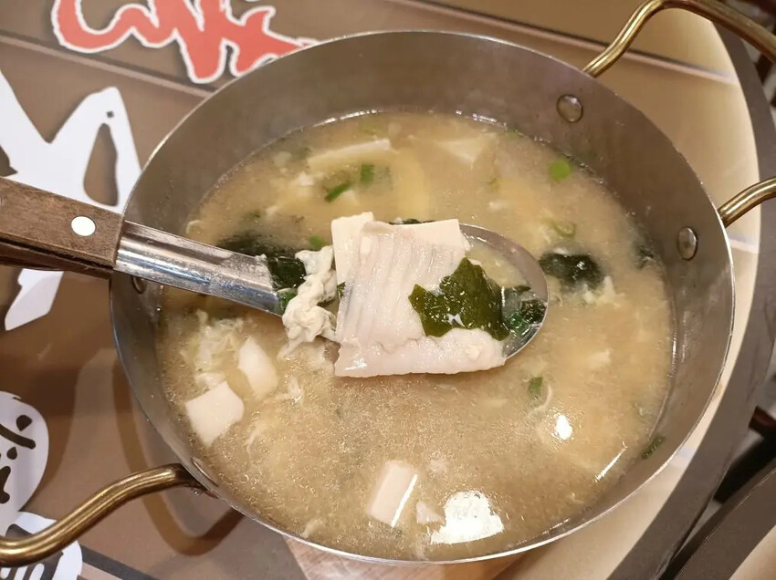 板橋平價串燒新選擇！超值串烤拼盤「壹烤天下」滿額好評送鯖魚太划算。