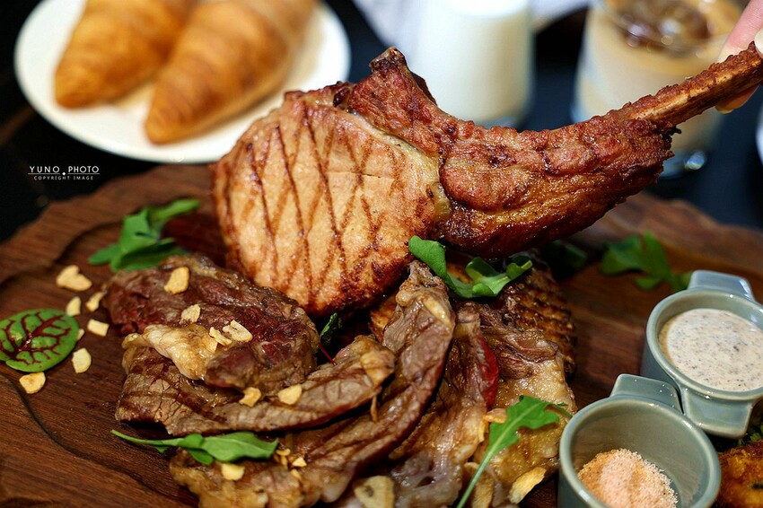 桃園大溪隱藏版秘境！高CP值「隱花園咖啡餐廳」戰斧豬排 現烤可頌必點。