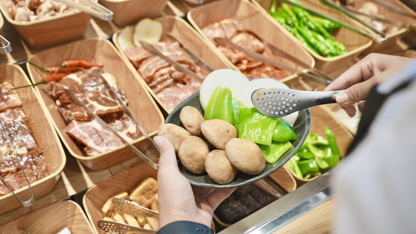 基隆市仁愛區[基隆美食] 熊一燒肉吃到飽｜最低只要598元！基隆海景第一排和牛吃到飽推薦