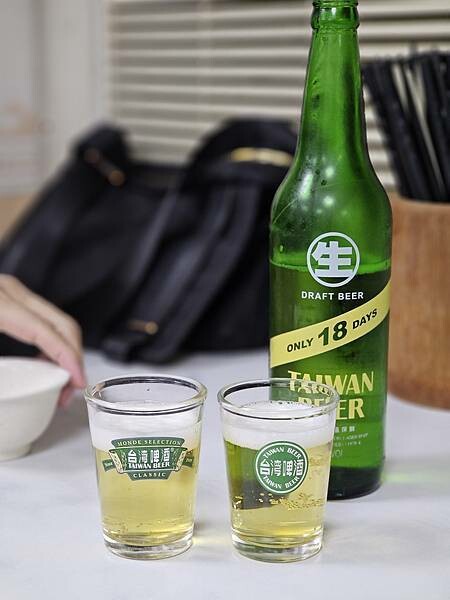 (胖樺食記)台北中正區超推薦高CP值熱炒店「良友小館」/豆瓣