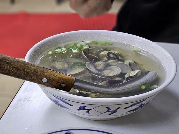 (胖樺食記)台北中正區超推薦高CP值熱炒店「良友小館」/豆瓣