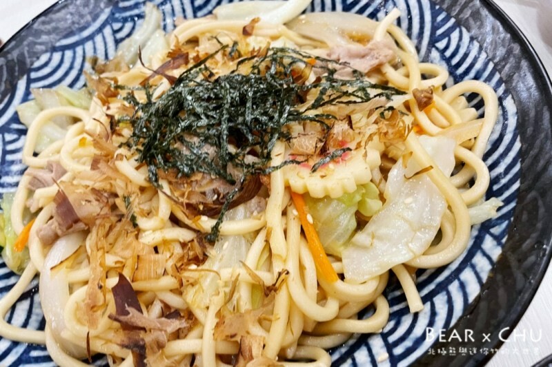 台北萬華必吃串燒！貳捌貳串燒平價串燒 日式炒麵一次滿足。