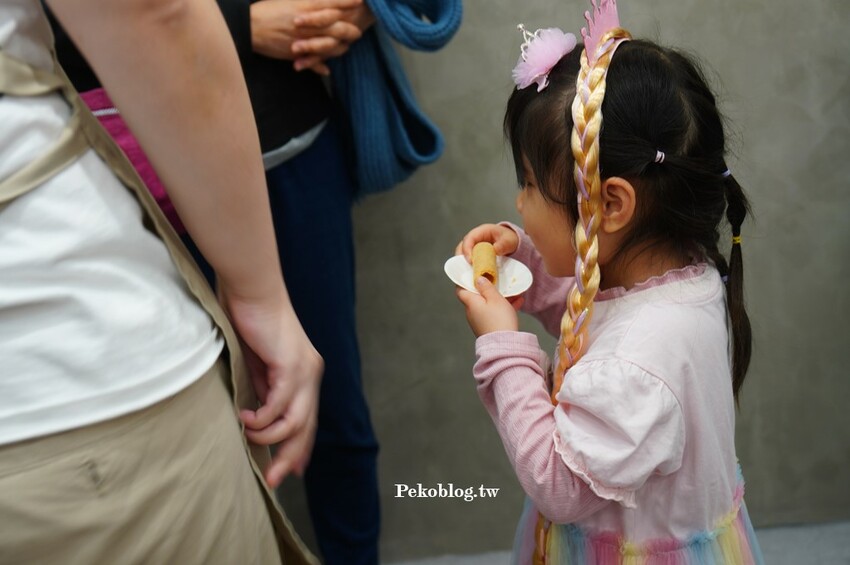 東區伴手禮.實心蛋捲.小小兵蛋捲.實心蛋捲台北.實心蛋捲門市.實心蛋捲推薦.過年禮盒.立頓奶茶蛋捲. 東區伴手禮.實心蛋捲.小小兵蛋捲.實心蛋捲台北.實心蛋捲門市.實心蛋捲推薦.過年禮盒.立頓奶茶蛋捲.