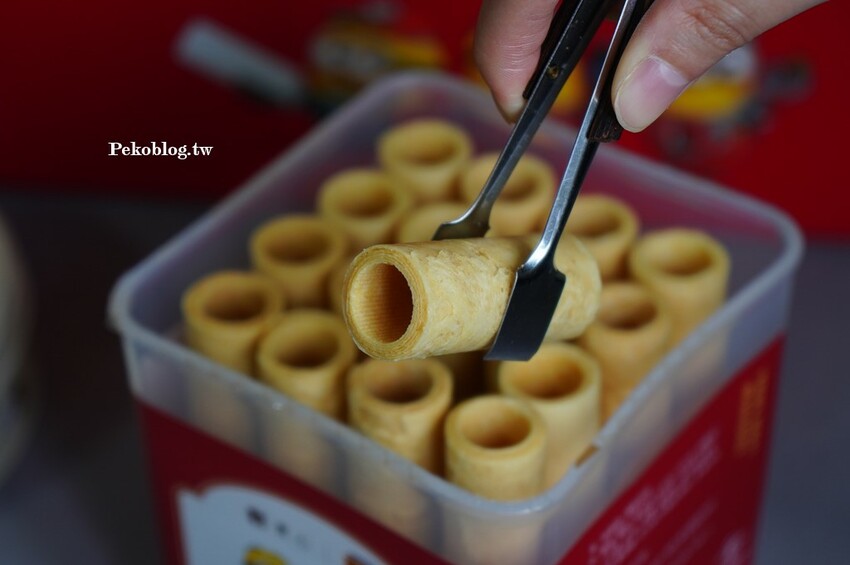 東區伴手禮.實心蛋捲.小小兵蛋捲.實心蛋捲台北.實心蛋捲門市.實心蛋捲推薦.過年禮盒.立頓奶茶蛋捲. 東區伴手禮.實心蛋捲.小小兵蛋捲.實心蛋捲台北.實心蛋捲門市.實心蛋捲推薦.過年禮盒.立頓奶茶蛋捲.