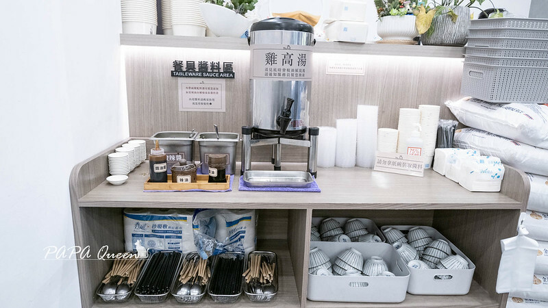 台中老陳海南雞飯人氣爆棚!海南雞飯與打拋豬雙拼一吃就回不去。