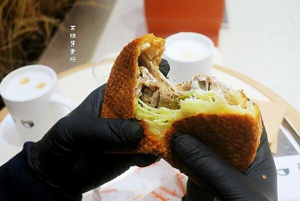 Creaminal 新型態可頌專賣店｜通通包進可頌裡！赤峰街療癒系咖啡廳，鹹甜可頌搭配可愛空間，眼睛夸頌專賣店！