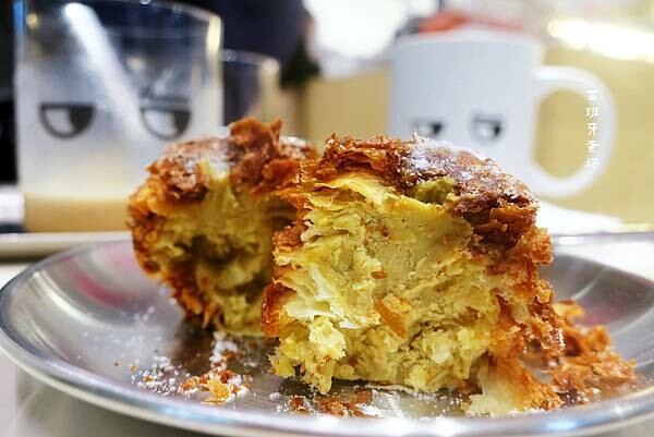 Creaminal 新型態可頌專賣店｜通通包進可頌裡！赤峰街療癒系咖啡廳，鹹甜可頌搭配可愛空間，眼睛夸頌專賣店！