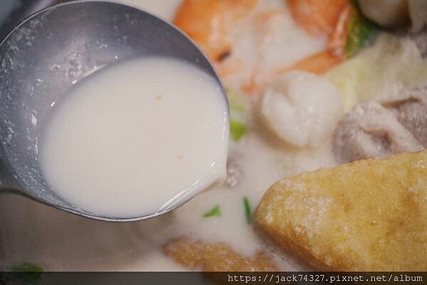 {嘉義美食}逸小鍋鍋物-嘉義仁愛店/最低只要170元就可以吃