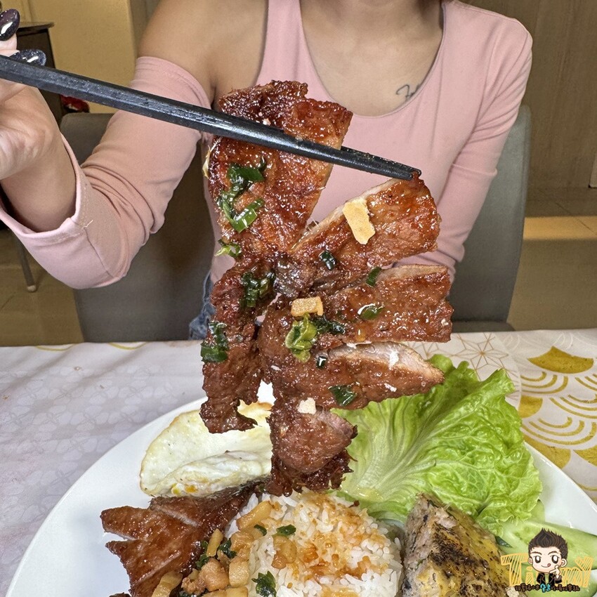 新竹市東區新竹艾薇越式河粉Phở Chị Vy 這家可能是新竹越南料理的天花板！ 餐酒館風精緻越南料理！ 必推石鍋生滾牛肉河粉！ 必吃手作香蘭葉榴槤蛋糕！ (菜單營業時間地址電話) - 跟著踢小米吃喝