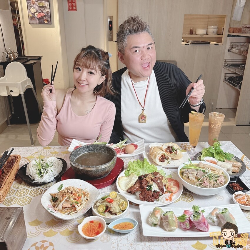新竹市東區新竹艾薇越式河粉Phở Chị Vy 這家可能是新竹越南料理的天花板！ 餐酒館風精緻越南料理！ 必推石鍋生滾牛肉河粉！ 必吃手作香蘭葉榴槤蛋糕！ (菜單營業時間地址電話) - 跟著踢小米吃喝