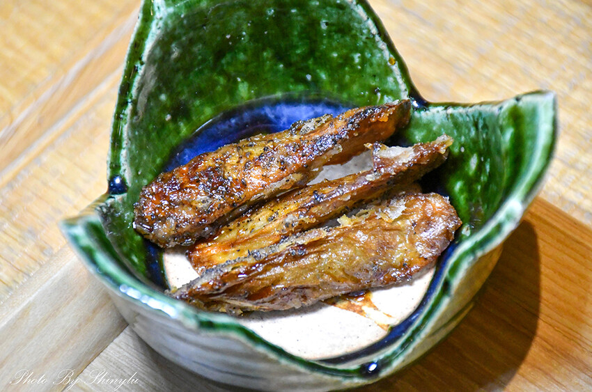 餐點以日式小缽為主，精緻又好吃，店內有親子友善遊戲區